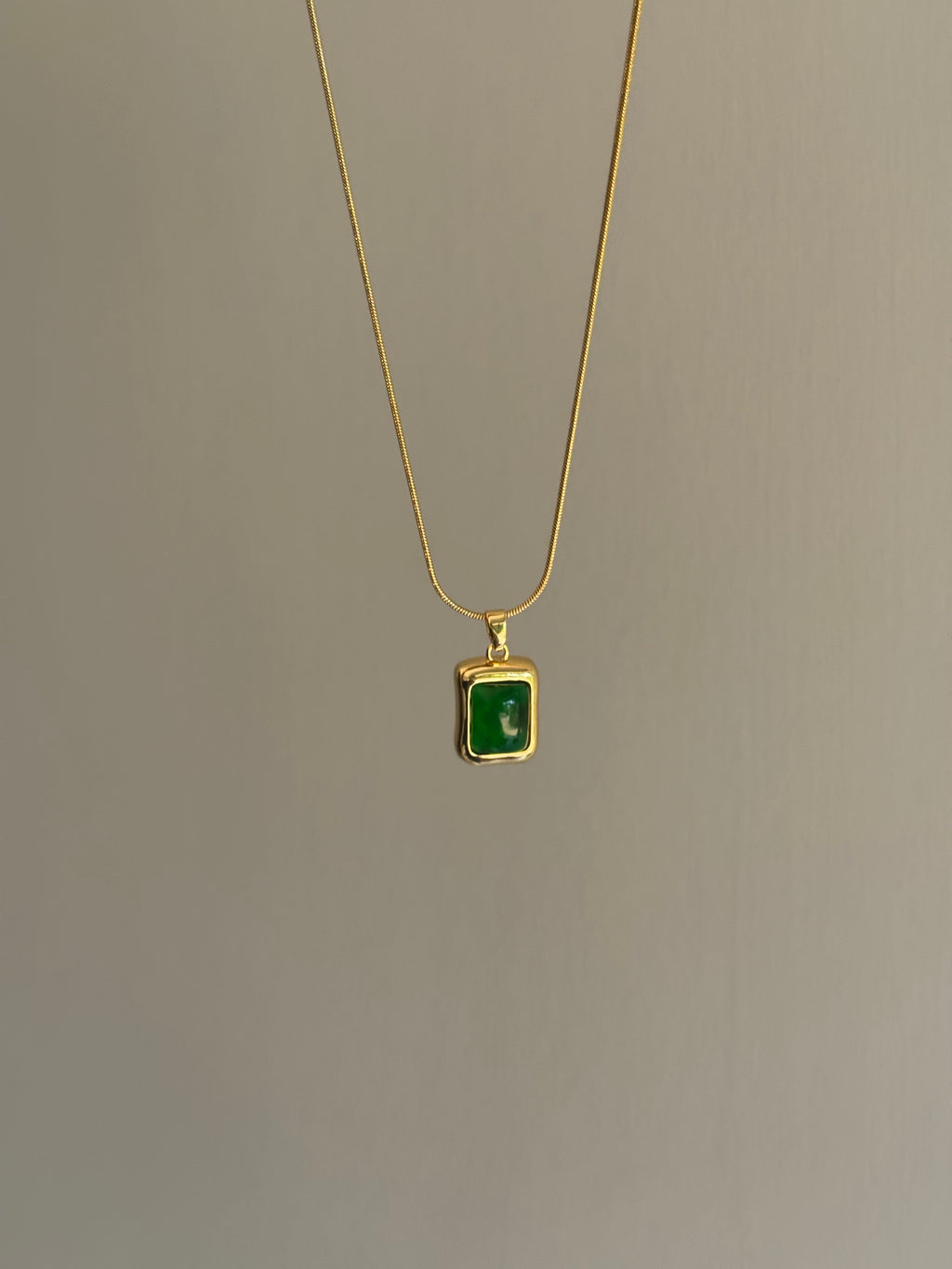 LILOU NECKLACE