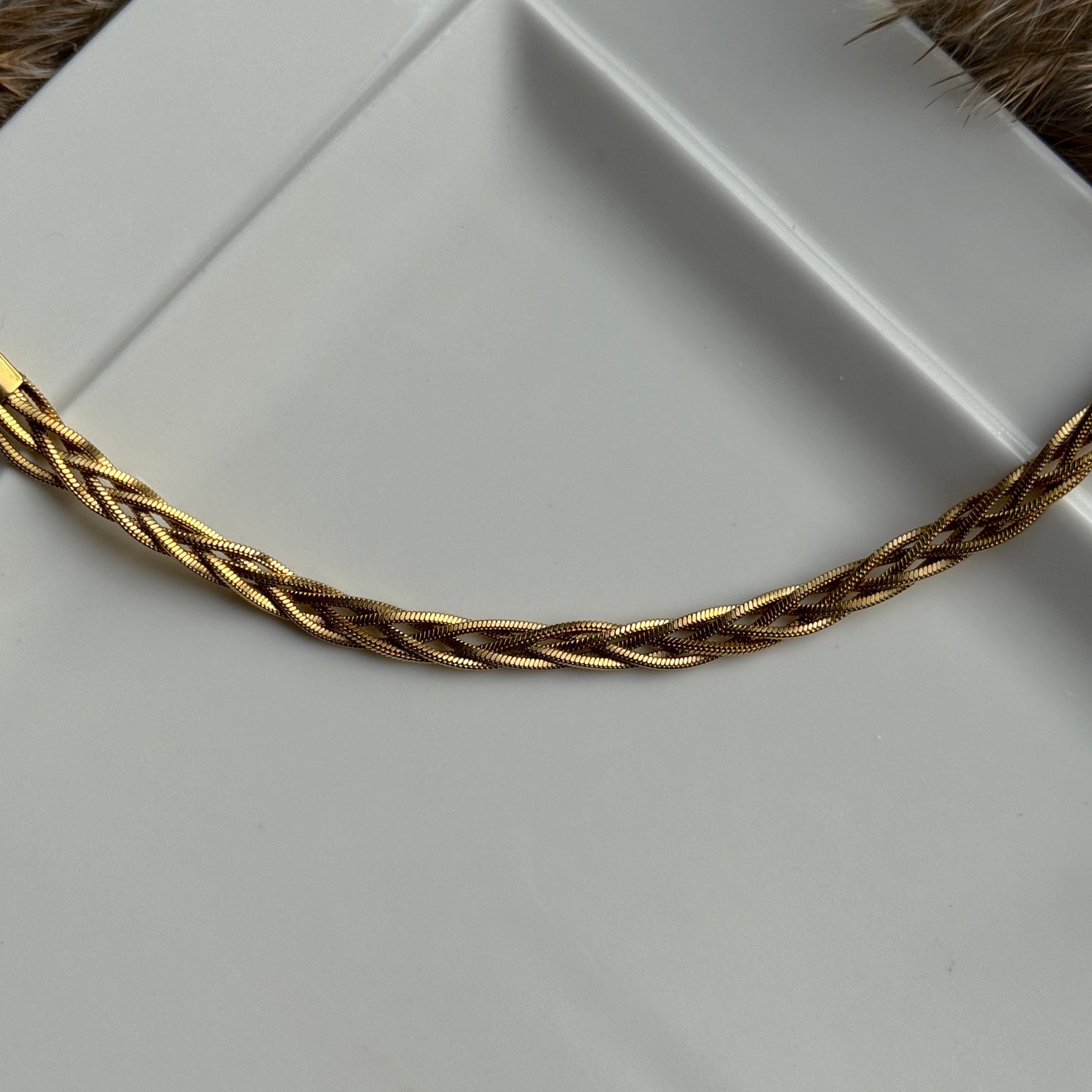 BRAIDED BRACELET