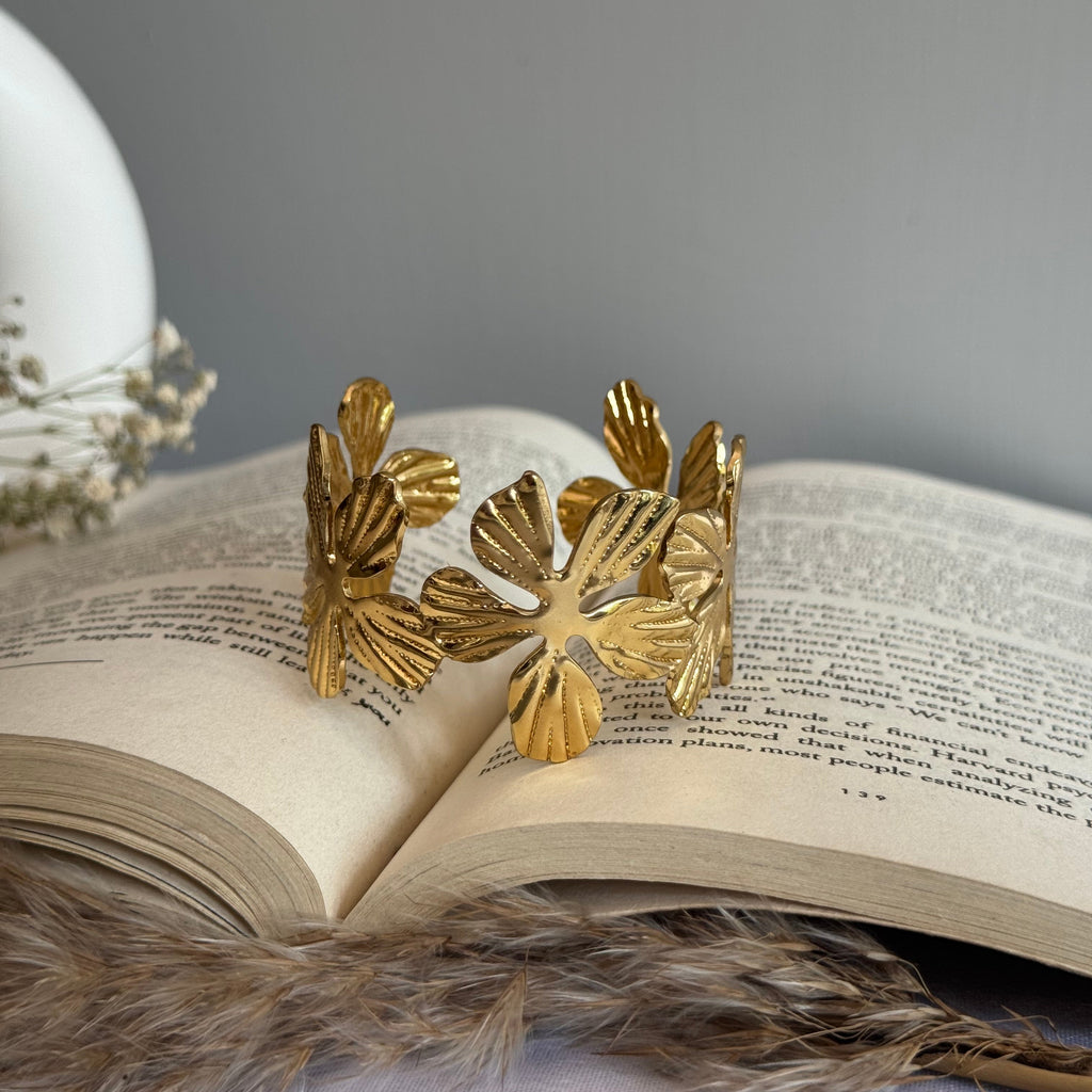 FLOWER CUFF
