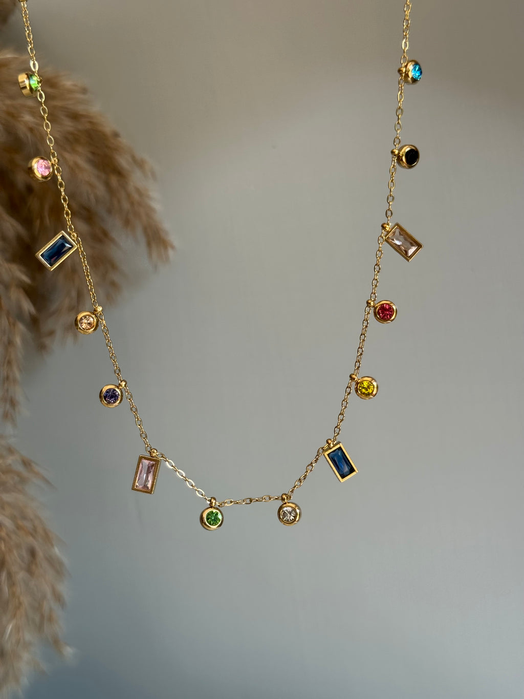 SCARLET MULTISTONE NECKLACE