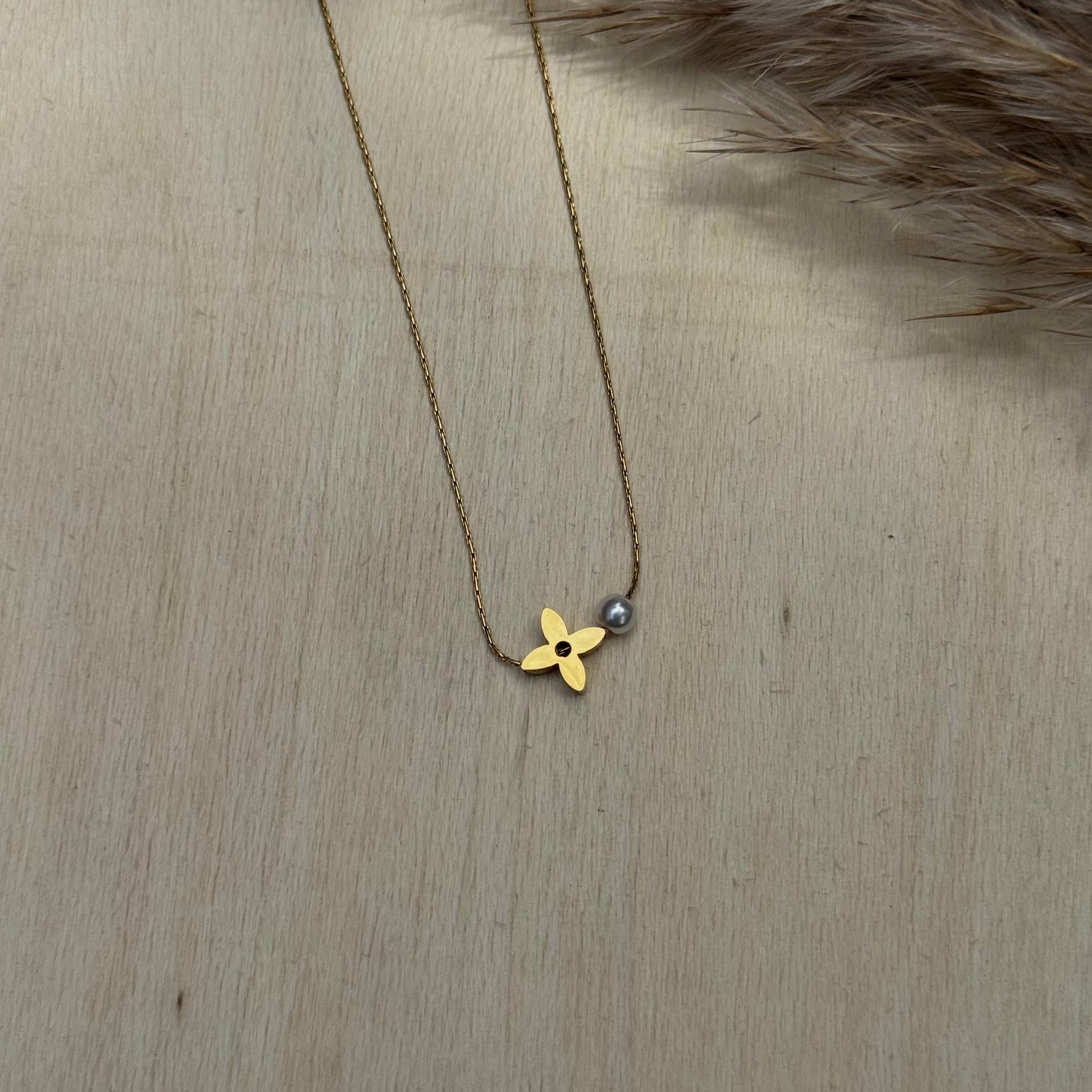 DAISY PEARL