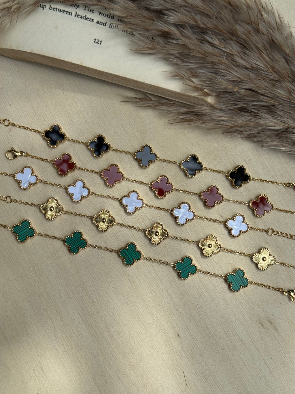 Clover bracelet
