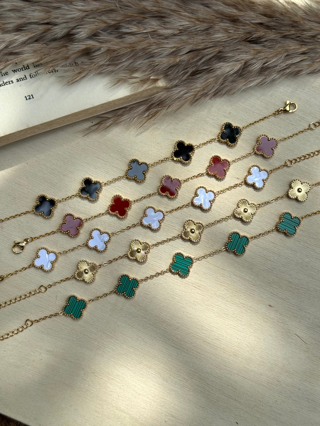 Clover bracelet