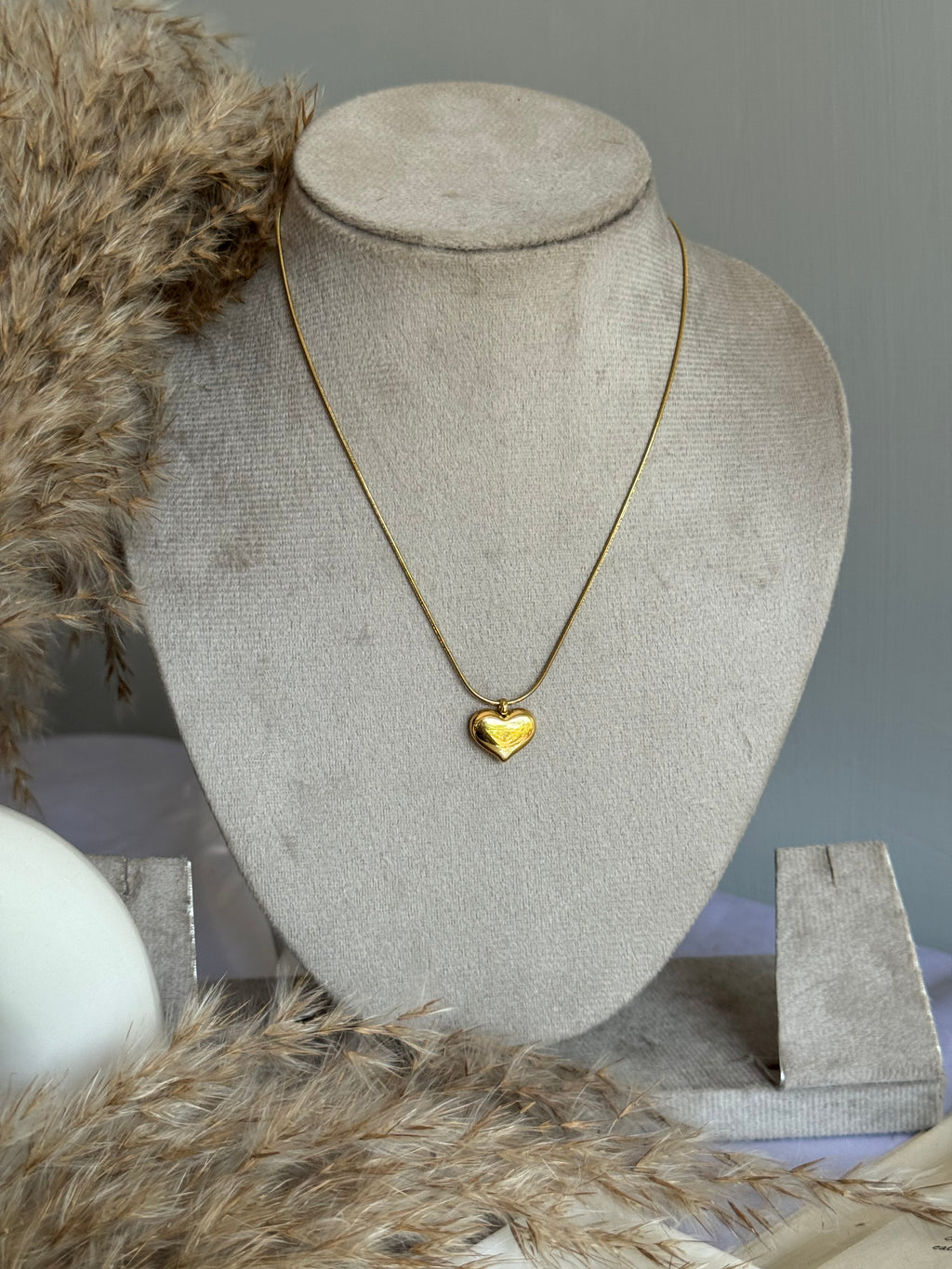 AMOUR NECKLACE