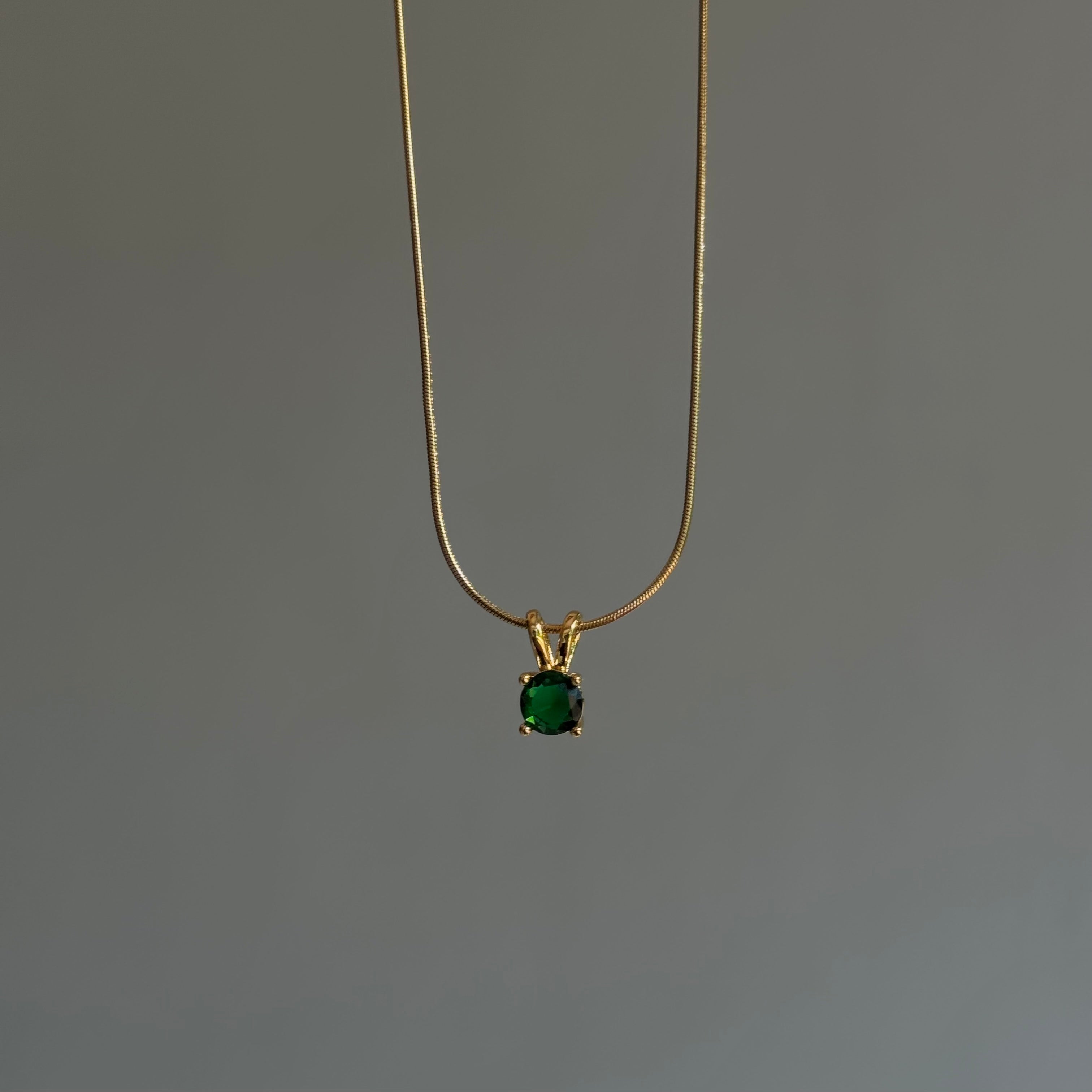GREEN SOLITAIRE