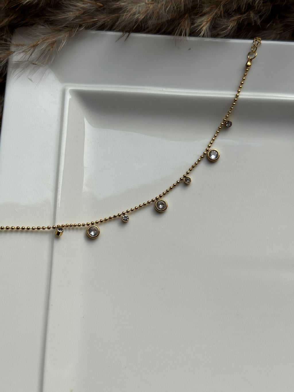 WHITE BALL BRACELET