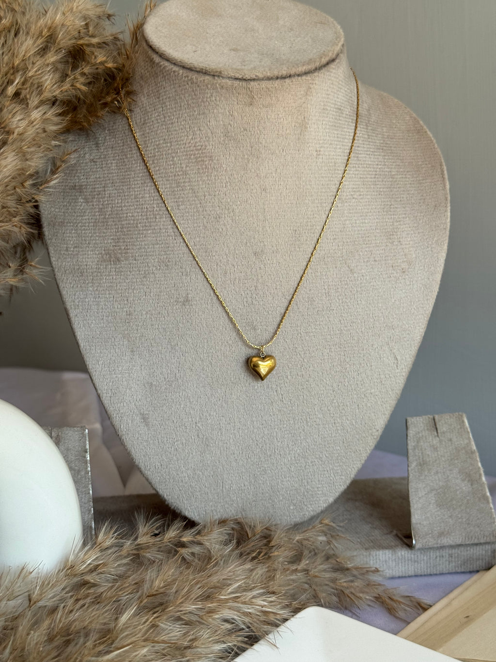 NOA LOVE NECKLACE