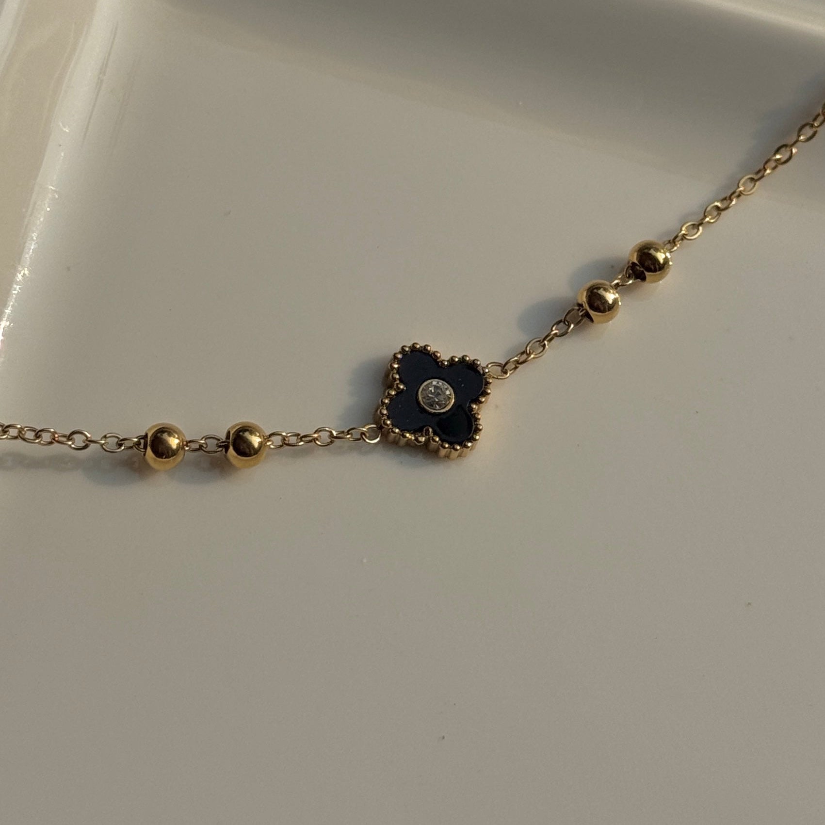 CLOVER STONE BRACELET