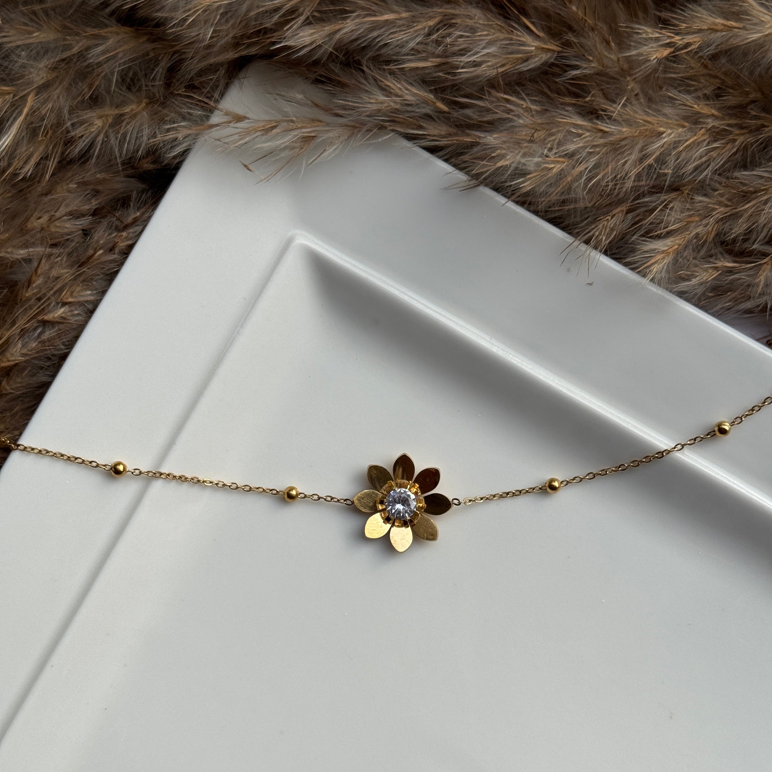 DAISY STONE BRACELET