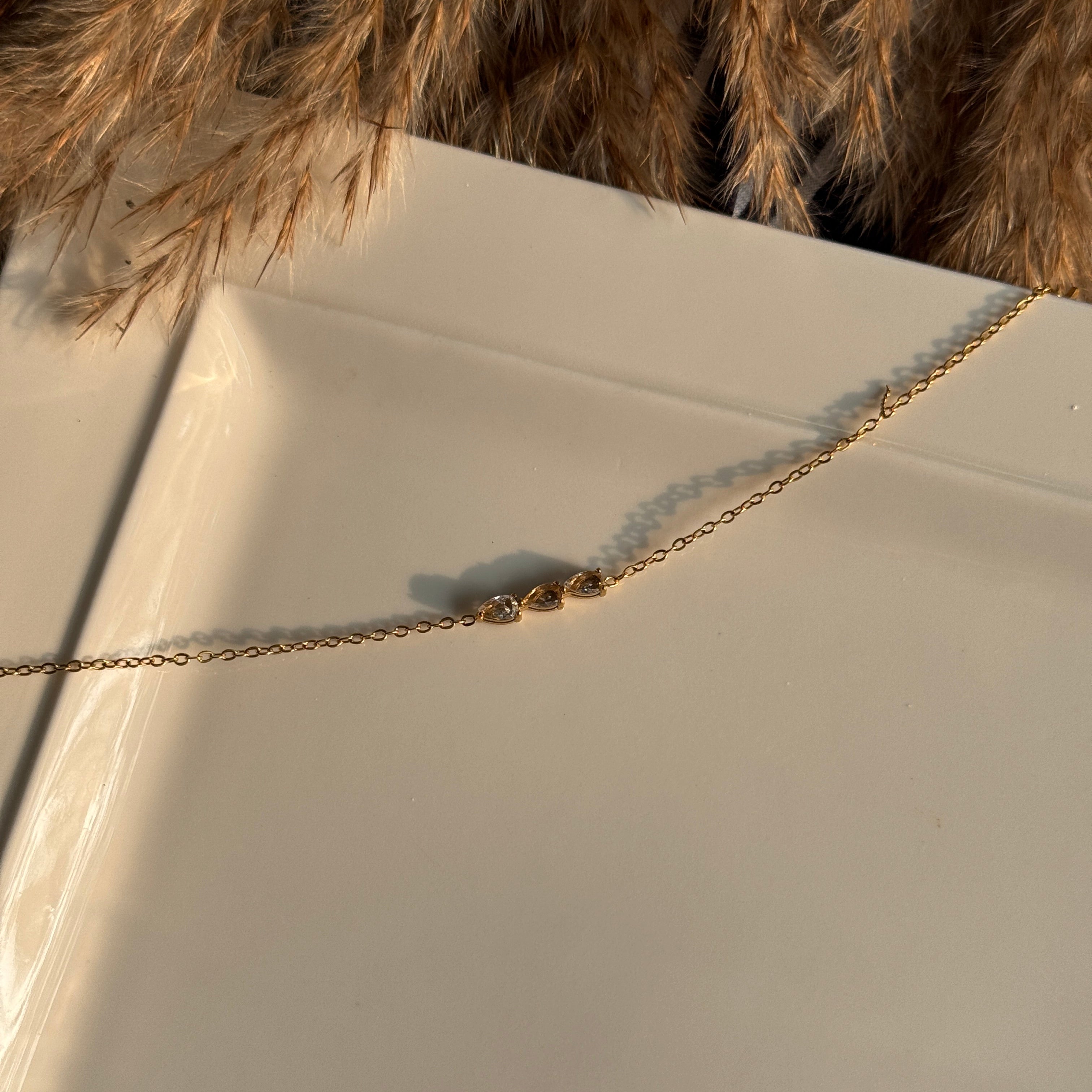 THREE STONE BRACELET